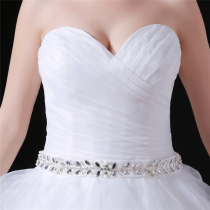 2018 White Sweetheart Ball Gown Wedding Dresses..