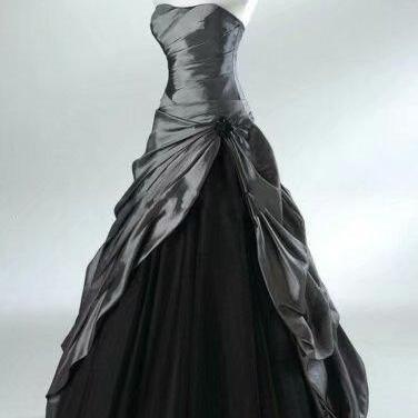 Grey Ball Gown Quinceanera Dresses Sweet 16 Dress..