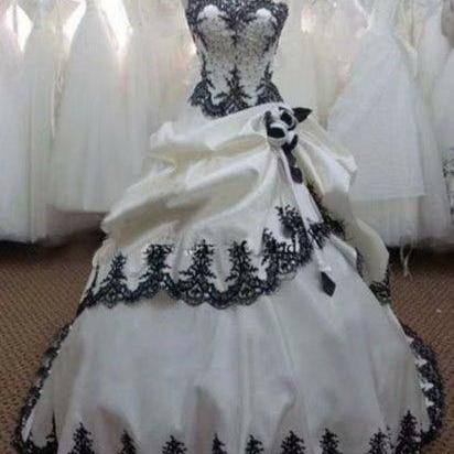 Real Image White And Black Ball Gown Wedding..