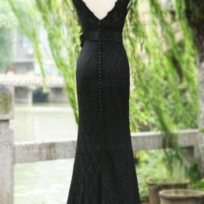 Charming Lace Trumpet Black Prom Dresses Featuring..
