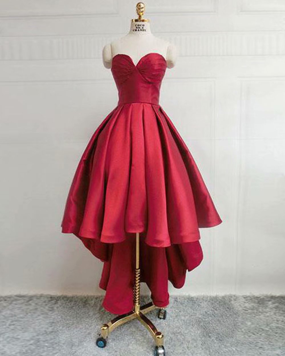 Prom dresses deals 2019 simple