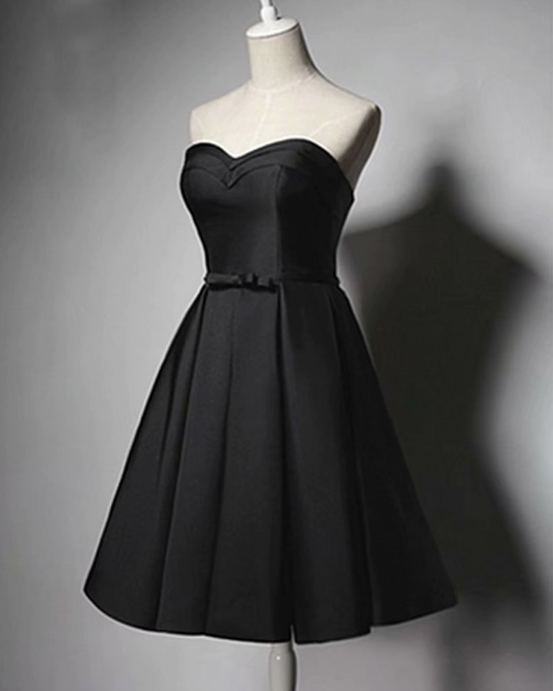 Homecoming dresses 2019 hot sale black