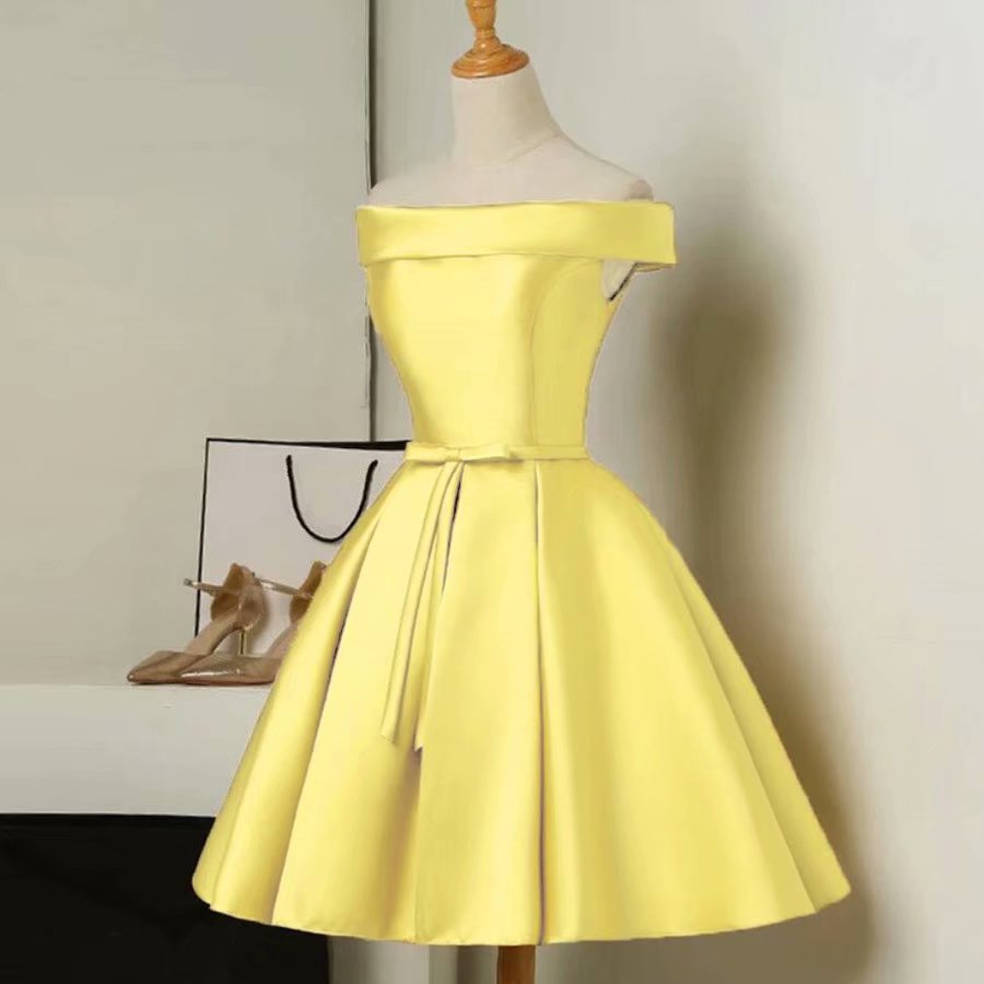 Prom Dresses 2019 Elegant Ladies Sexy Sleeveless Above Knee Mini Yellow Satin Ball Gown Formal Party Dress