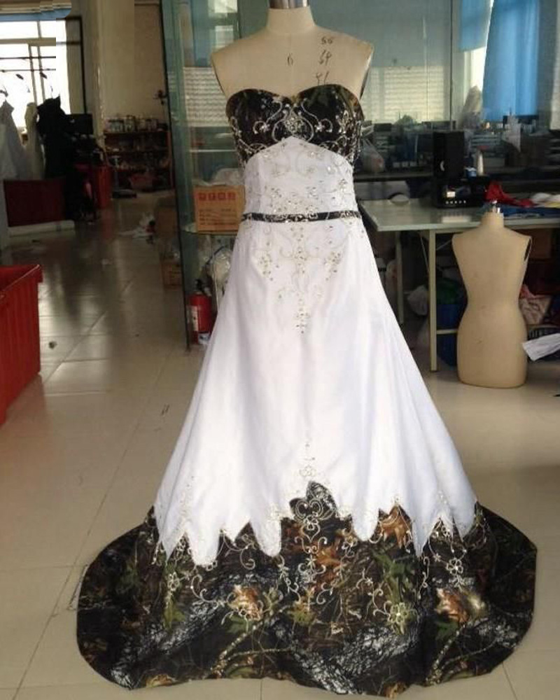 Vintage Camo Wedding Dresses Floor Length Satin Embroidered