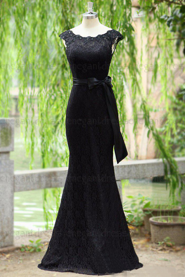 Charming Lace Trumpet Black Prom Dresses Featuring Bateau Neckline Floor Length Elegant Formal Evening Gowns