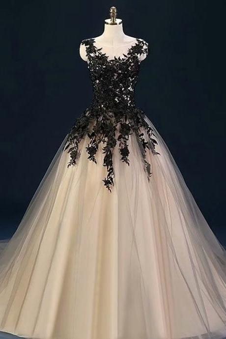 Champagne Wedding Dresses Sheer Neck Black Applique Bride Dress Bridal Gown