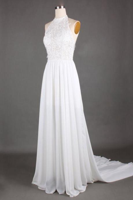Sexy Backless White Formal Dresses Halter Neckline Chiffon Long Elegant Prom Gonws With Lace Bodice And Short Train 
